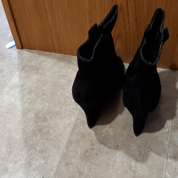 Boots - Picture 2 of 2